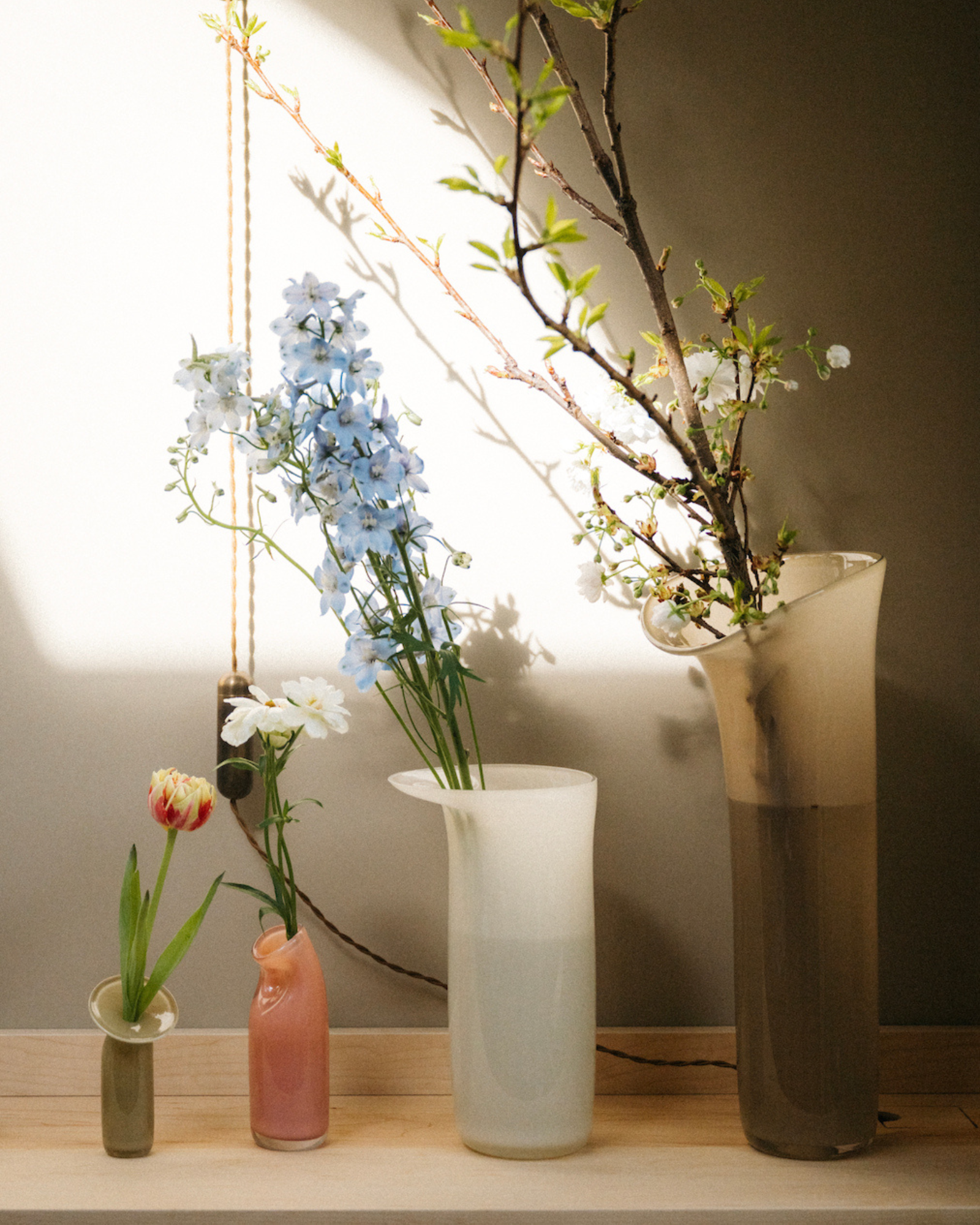 Chatter Vase - Ivory